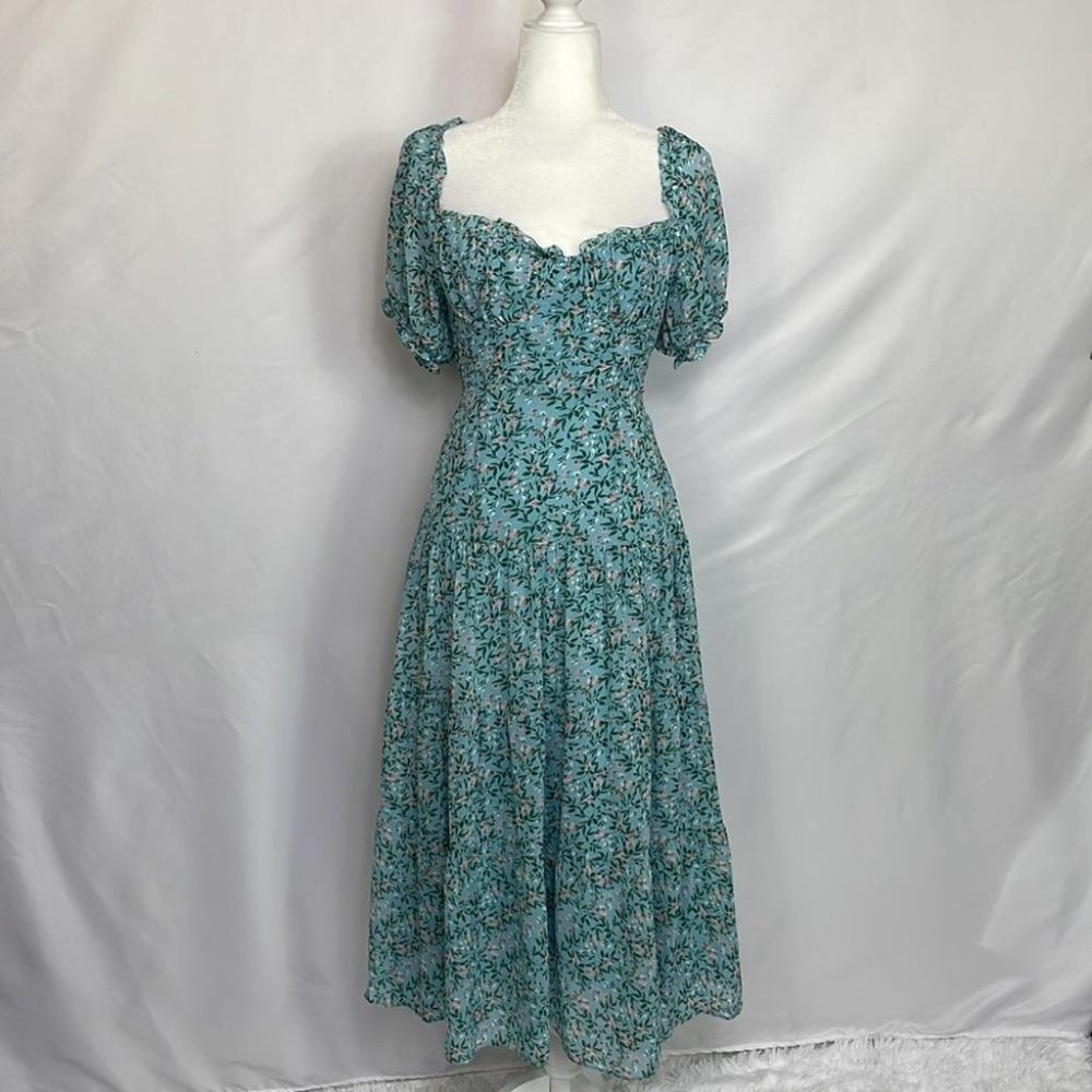 ASTR The Label Soho Floral Sweetheart Puff Sleeve Midi Dress